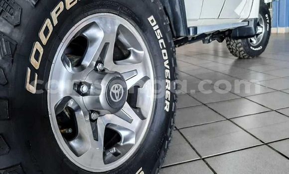 Buy Used Toyota Land Cruiser Brown Car in Mbabane in Manzini Buy Used Toyota Land Cruiser Brown Car in Mbabane in Manzini