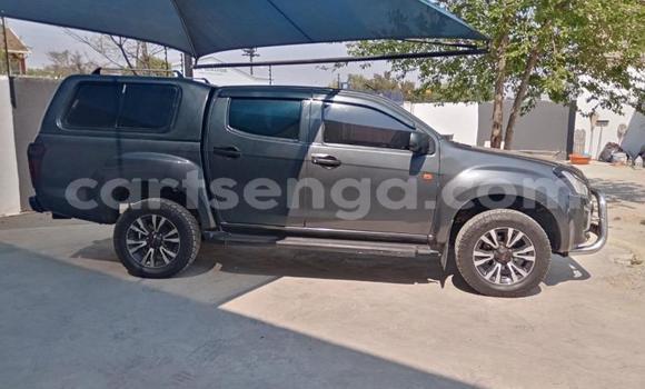 Acheter Occasion Voiture Isuzu KB Gris à Vuvulane, Lubombo District Acheter Occasion Voiture Isuzu KB Gris à Vuvulane, Lubombo District