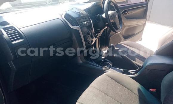 Acheter Occasion Voiture Isuzu KB Gris à Vuvulane, Lubombo District Acheter Occasion Voiture Isuzu KB Gris à Vuvulane, Lubombo District