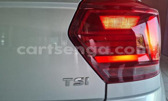 Acheter Occasion Voiture Volkswagen Polo Gris à Lobamba, Manzini Acheter Occasion Voiture Volkswagen Polo Gris à Lobamba, Manzini