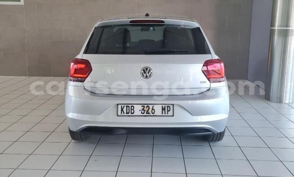 Acheter Occasion Voiture Volkswagen Polo Gris à Lobamba, Manzini Acheter Occasion Voiture Volkswagen Polo Gris à Lobamba, Manzini