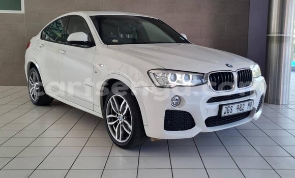Acheter Occasion Voiture BMW X4 Blanc à Mondi, Hhohho Acheter Occasion Voiture BMW X4 Blanc à Mondi, Hhohho