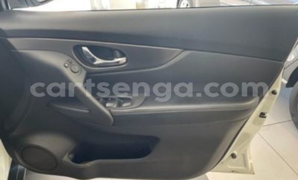 Nunua Ilio tumika Nissan Exa White Gari ndani ya Ezulwini nchini Hhohho Nunua Ilio tumika Nissan Exa White Gari ndani ya Ezulwini nchini Hhohho