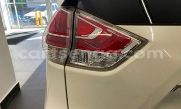 Nunua Ilio tumika Nissan Exa White Gari ndani ya Ezulwini nchini Hhohho Nunua Ilio tumika Nissan Exa White Gari ndani ya Ezulwini nchini Hhohho