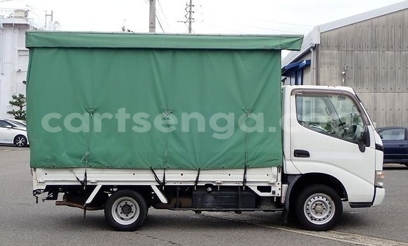 Acheter Occasion Voiture Toyota Dyna Blanc à Ezulwini, Hhohho Acheter Occasion Voiture Toyota Dyna Blanc à Ezulwini, Hhohho