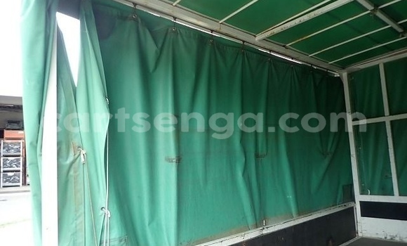 Acheter Occasion Voiture Toyota Dyna Blanc à Ezulwini, Hhohho Acheter Occasion Voiture Toyota Dyna Blanc à Ezulwini, Hhohho