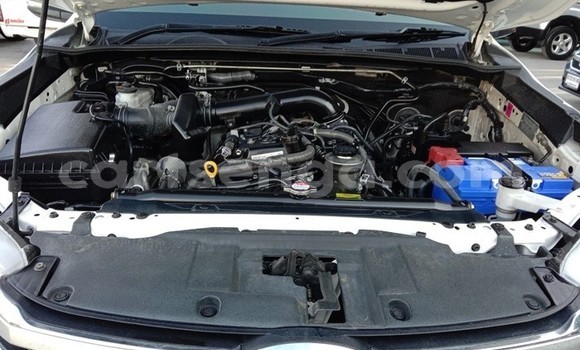 Buy Used Toyota Hilux White Car in Mbabane in Manzini Buy Used Toyota Hilux White Car in Mbabane in Manzini