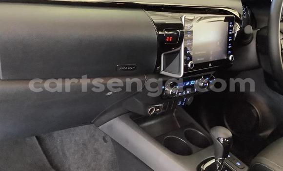 Nunua Ilio tumika Toyota Hilux White Gari ndani ya Manzini nchini Manzini Nunua Ilio tumika Toyota Hilux White Gari ndani ya Manzini nchini Manzini