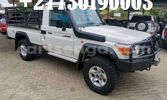 Buy Used Toyota Land Cruiser White Car in Mbabane in Manzini Buy Used Toyota Land Cruiser White Car in Mbabane in Manzini