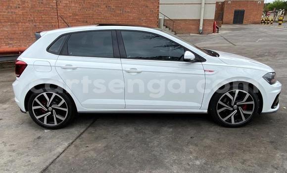 Nunua Ilio tumika Volkswagen Polo GTI White Gari ndani ya Ezulwini nchini Hhohho Nunua Ilio tumika Volkswagen Polo GTI White Gari ndani ya Ezulwini nchini Hhohho