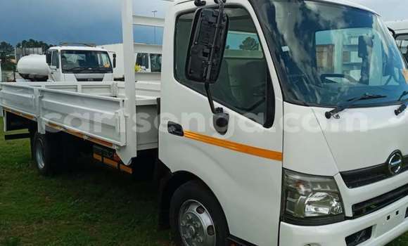 Buy Used Hino 300 Series White Truck in Mbabane in Manzini Buy Used Hino 300 Series White Truck in Mbabane in Manzini