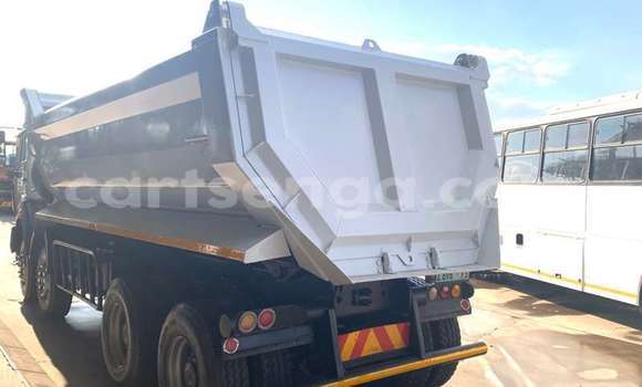 Buy Used DAF CF White Truck in Mbabane in Manzini Buy Used DAF CF White Truck in Mbabane in Manzini