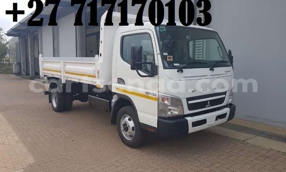 Buy Used Mitsubishi Van White Truck in Mbabane in Manzini