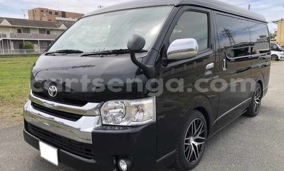 Nunua Ilio tumika Toyota Hiace Black Gari ndani ya Big Bend nchini Wilaya ya Lubombo