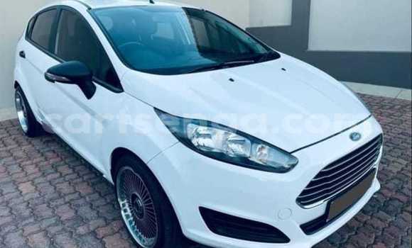Nunua Ilio tumika Ford Fiesta White Gari ndani ya Big Bend nchini Wilaya ya Lubombo Nunua Ilio tumika Ford Fiesta White Gari ndani ya Big Bend nchini Wilaya ya Lubombo