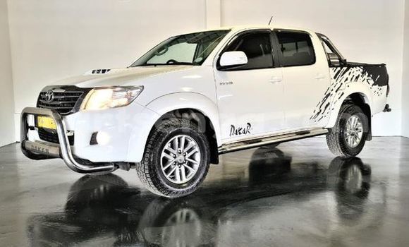 Nunua Ilio tumika Toyota Hilux White Gari ndani ya Big Bend nchini Lubombo Nunua Ilio tumika Toyota Hilux White Gari ndani ya Big Bend nchini Lubombo