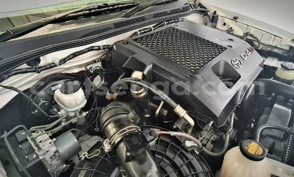 Nunua Ilio tumika Toyota Hilux White Gari ndani ya Big Bend nchini Lubombo Nunua Ilio tumika Toyota Hilux White Gari ndani ya Big Bend nchini Lubombo