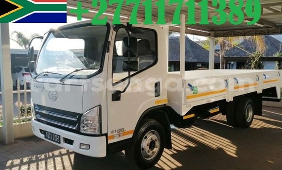 Nunua Ilio tumika Mitsubishi L400 White Lori ndani ya Mbabane nchini Manzini