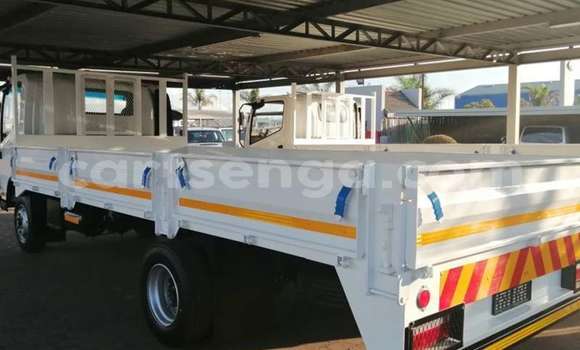 Buy Used Mitsubishi L400 White Truck in Mbabane in Manzini Buy Used Mitsubishi L400 White Truck in Mbabane in Manzini