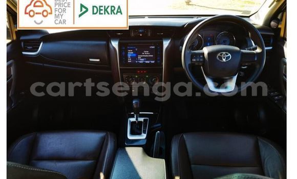 Buy Used Toyota Fortuner White Car in Mbabane in Manzini Buy Used Toyota Fortuner White Car in Mbabane in Manzini