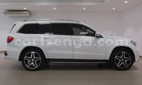 Buy Used Mercedes‒Benz GL–Class White Car in Mbabane in Manzini Buy Used Mercedes‒Benz GL–Class White Car in Mbabane in Manzini