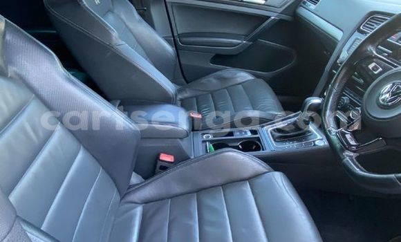 Buy Used Volkswagen Golf R Blue Car in Mbabane in Manzini Buy Used Volkswagen Golf R Blue Car in Mbabane in Manzini
