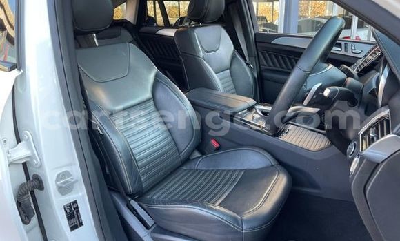 Buy Used Mercedes-Benz E-Classe White Car in Mbabane in Manzini Buy Used Mercedes-Benz E-Classe White Car in Mbabane in Manzini