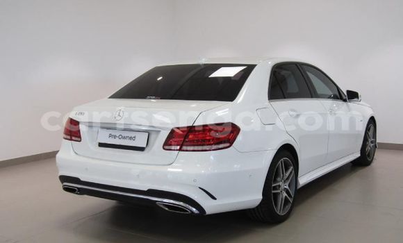 Buy Used Mercedes‒Benz E–Class White Car in Mbabane in Manzini Buy Used Mercedes‒Benz E–Class White Car in Mbabane in Manzini