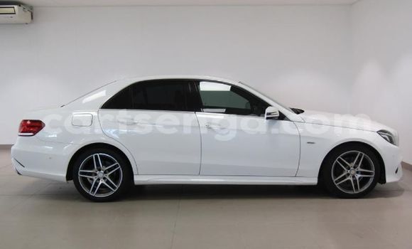 Buy Used Mercedes‒Benz E–Class White Car in Mbabane in Manzini Buy Used Mercedes‒Benz E–Class White Car in Mbabane in Manzini
