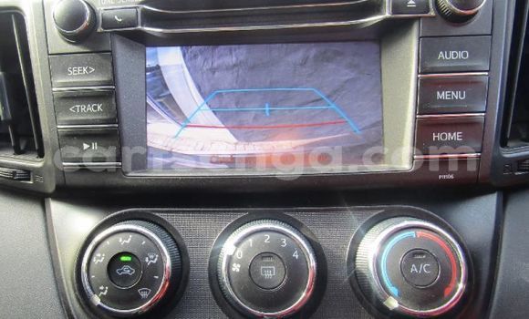 Buy Used Toyota RAV4 Silver Car in Ezulwini in Hhohho Buy Used Toyota RAV4 Silver Car in Ezulwini in Hhohho