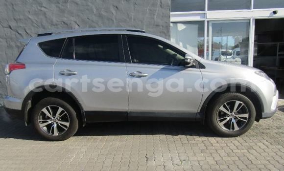 Buy Used Toyota RAV4 Silver Car in Ezulwini in Hhohho Buy Used Toyota RAV4 Silver Car in Ezulwini in Hhohho
