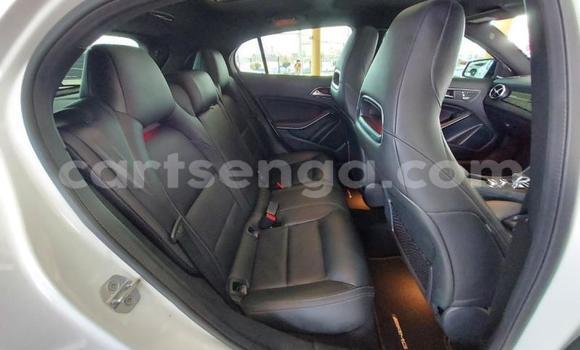 Buy Used Mercedes-Benz C-Classe White Car in Mbabane in Manzini Buy Used Mercedes-Benz C-Classe White Car in Mbabane in Manzini
