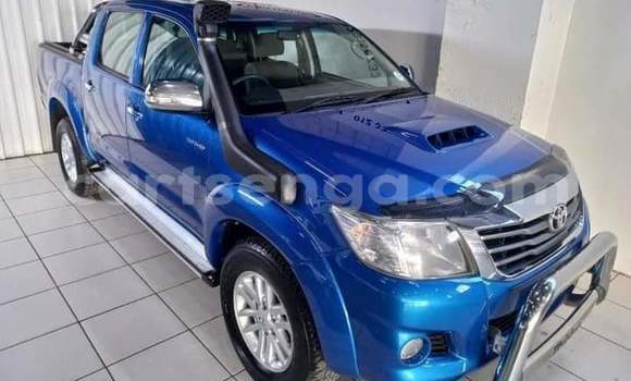 Buy Used Toyota Hilux Blue Car in Big Bend in Lubombo