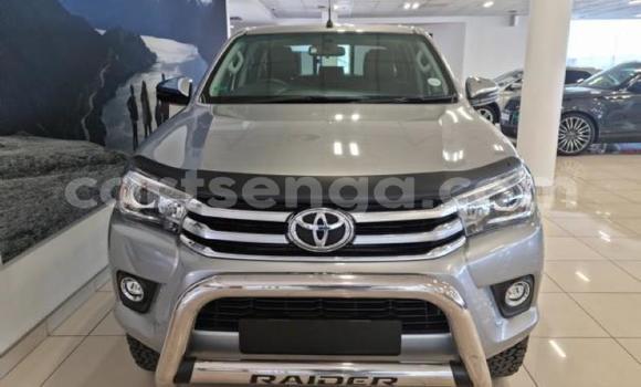 Buy Used Toyota Hilux Silver Car in Ezulwini in Hhohho Buy Used Toyota Hilux Silver Car in Ezulwini in Hhohho