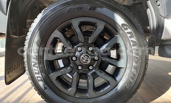 Buy Used Toyota Hilux White Car in Ezulwini in Hhohho Buy Used Toyota Hilux White Car in Ezulwini in Hhohho