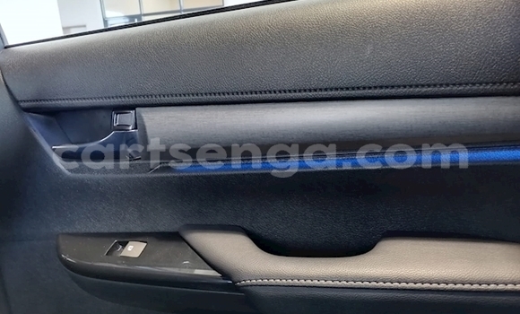 Buy Used Toyota Hilux White Car in Ezulwini in Hhohho Buy Used Toyota Hilux White Car in Ezulwini in Hhohho