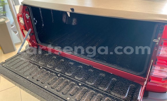 Buy Used Toyota Hilux Red Car in Ezulwini in Hhohho Buy Used Toyota Hilux Red Car in Ezulwini in Hhohho