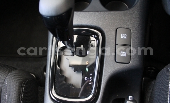 Acheter Occasion Voiture Toyota Hilux Bleu à Ezulwini, Hhohho Acheter Occasion Voiture Toyota Hilux Bleu à Ezulwini, Hhohho