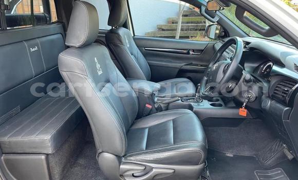 Acheter Occasion Voiture Toyota Hilux Blanc à Ezulwini, Hhohho Acheter Occasion Voiture Toyota Hilux Blanc à Ezulwini, Hhohho