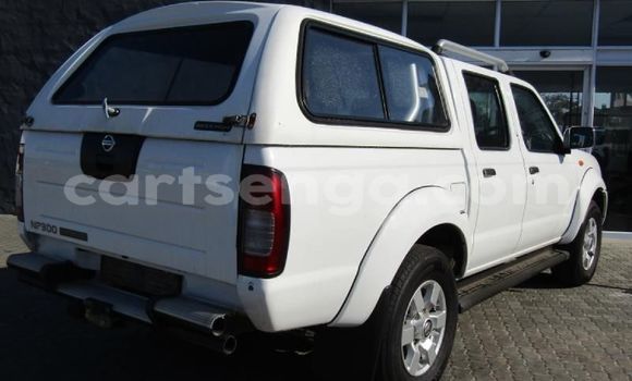 Buy Used Nissan NP 300 White Car in Big Bend in Lubombo Buy Used Nissan NP 300 White Car in Big Bend in Lubombo