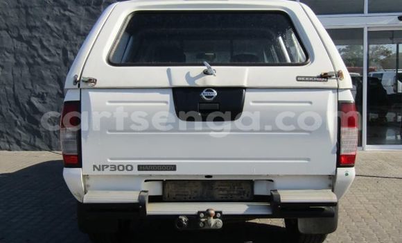 Buy Used Nissan NP 300 White Car in Big Bend in Lubombo Buy Used Nissan NP 300 White Car in Big Bend in Lubombo