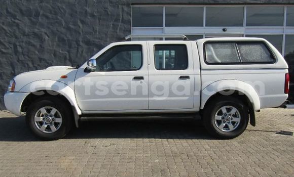 Buy Used Nissan NP 300 White Car in Big Bend in Lubombo Buy Used Nissan NP 300 White Car in Big Bend in Lubombo