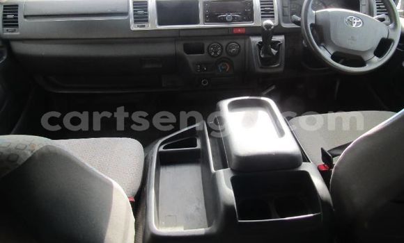 Buy Used Toyota Hiace White Car in Big Bend in Lubombo District Buy Used Toyota Hiace White Car in Big Bend in Lubombo District