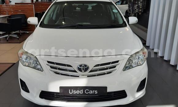 Nunua Ilio tumika Toyota Corolla White Gari ndani ya Ezulwini nchini Hhohho Nunua Ilio tumika Toyota Corolla White Gari ndani ya Ezulwini nchini Hhohho