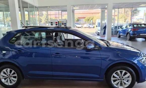 Buy Used Volkswagen Polo Blue Car in Ezulwini in Hhohho Buy Used Volkswagen Polo Blue Car in Ezulwini in Hhohho