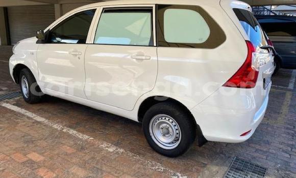 Nunua Ilio tumika Toyota Avanza White Gari ndani ya Hlatikulu nchini Wilaya ya Shiselweni Nunua Ilio tumika Toyota Avanza White Gari ndani ya Hlatikulu nchini Wilaya ya Shiselweni