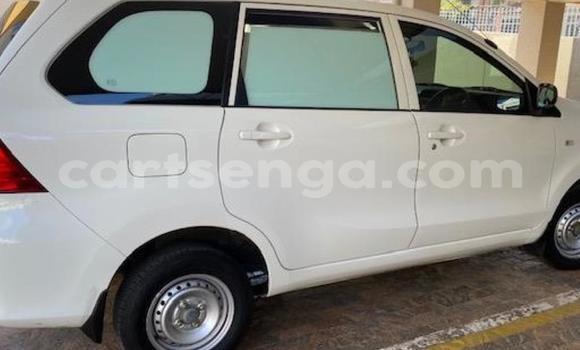 Nunua Ilio tumika Toyota Avanza White Gari ndani ya Hlatikulu nchini Wilaya ya Shiselweni Nunua Ilio tumika Toyota Avanza White Gari ndani ya Hlatikulu nchini Wilaya ya Shiselweni