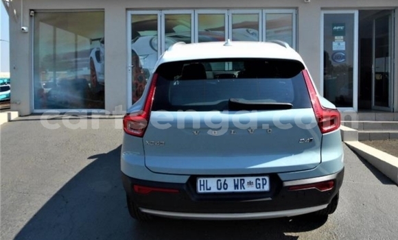 Buy Used Volvo XC40 Blue Car in Manzini in Manzini Buy Used Volvo XC40 Blue Car in Manzini in Manzini