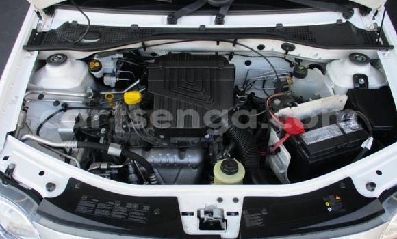 Buy Used Nissan NP 300 White Car in Ezulwini in Hhohho Buy Used Nissan NP 300 White Car in Ezulwini in Hhohho