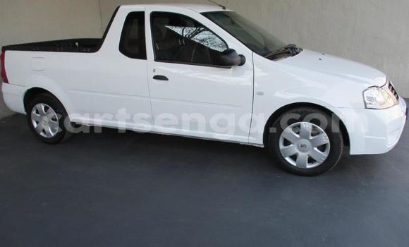 Buy Used Nissan NP 300 White Car in Ezulwini in Hhohho Buy Used Nissan NP 300 White Car in Ezulwini in Hhohho